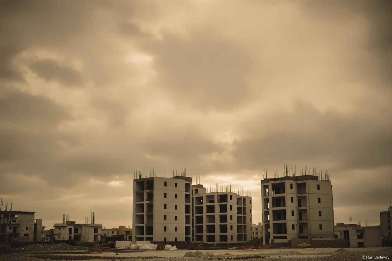每日吃瓜在线社会聚焦:开发商跑路烂尾楼数百业主维权无门现场图